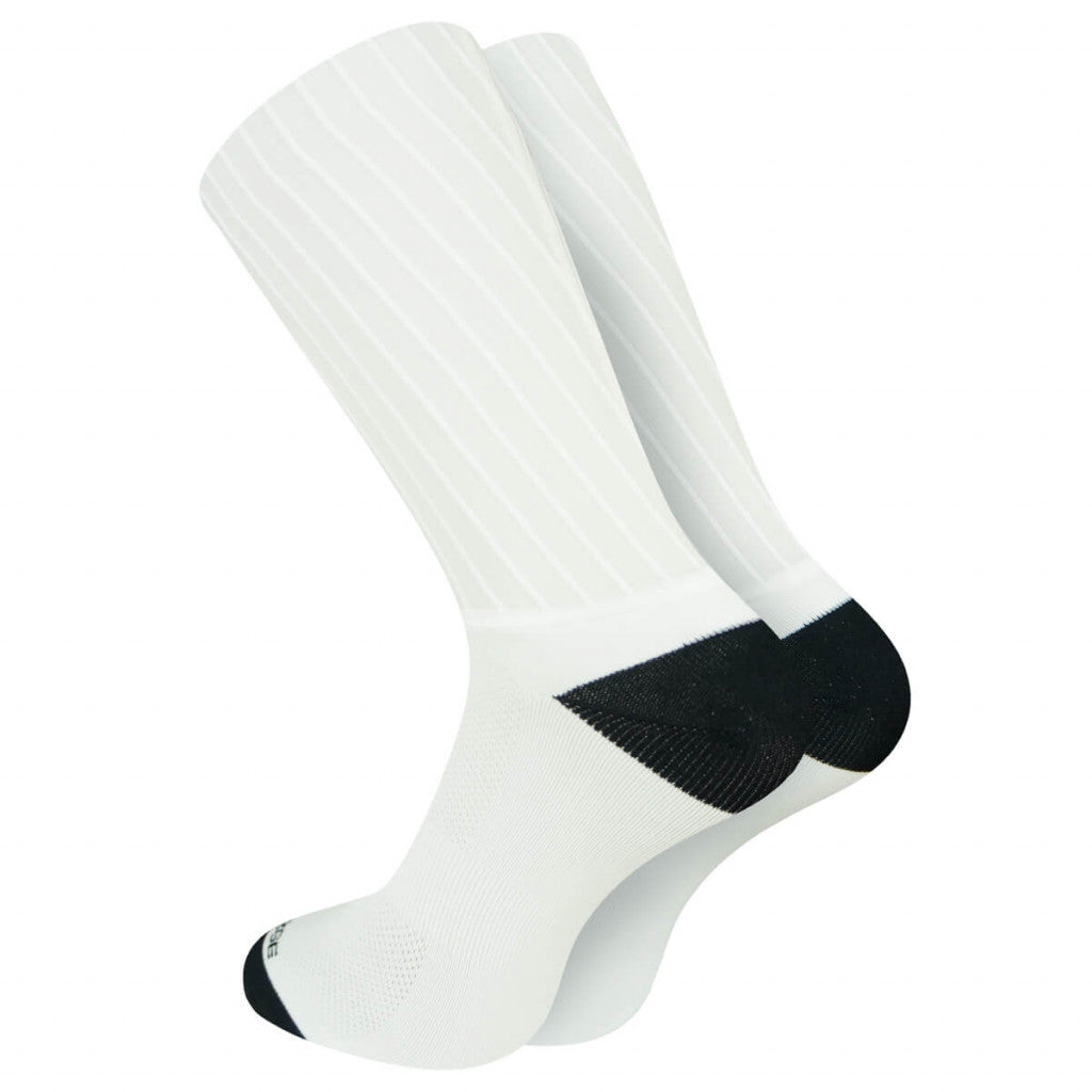 Tineli Aero Socks - White