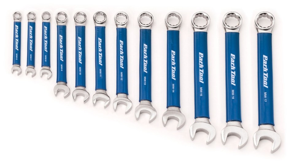 Metric wrench set